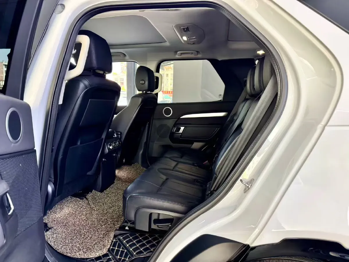 2020 Land Rover Discovery 3.0T 340HP V6 8AT,autocango,china used car exporter,china ev exporter,chinese used car exporter,chinese used ev exporter