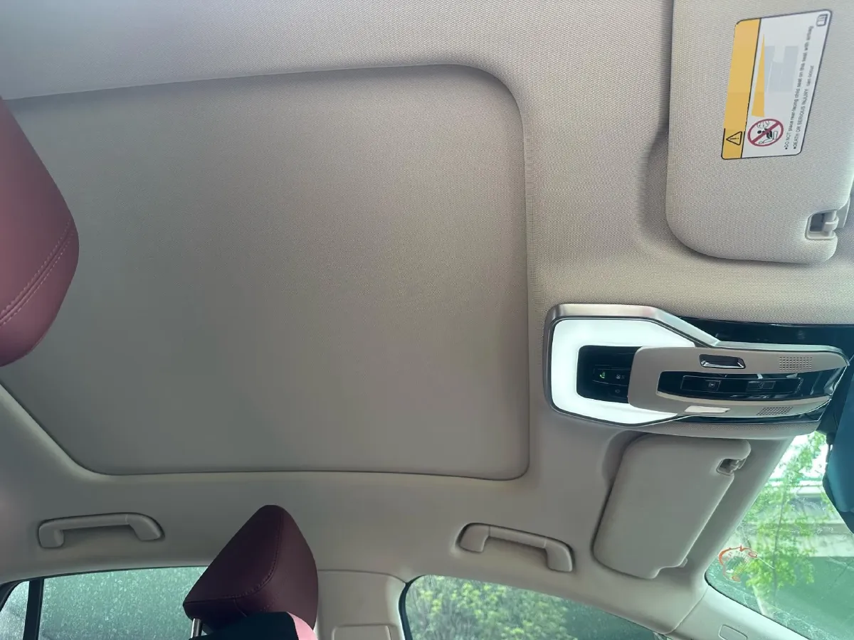 2024 HongQi H5 1.5T 169HP L4 7DCT,autocango,china used car exporter,china ev exporter,chinese used car exporter,chinese used ev exporter