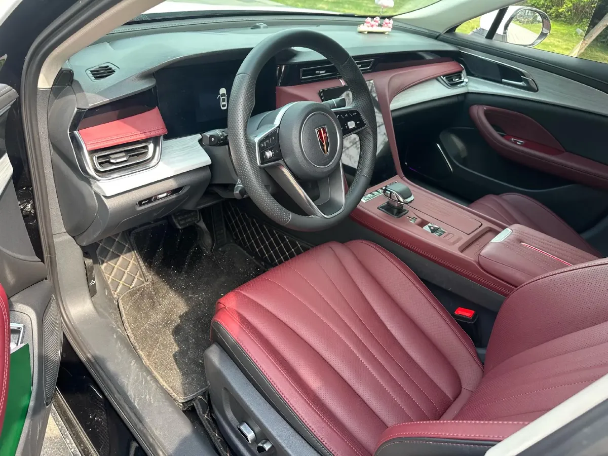 2024 HongQi H5 1.5T 169HP L4 7DCT,autocango,china used car exporter,china ev exporter,chinese used car exporter,chinese used ev exporter