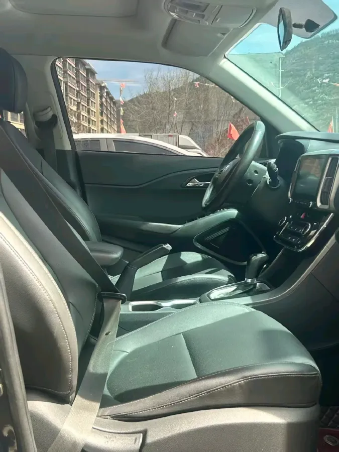 2018 Hyundai ix35 2.0L 160HP L4 6AT,autocango,china used car exporter,china ev exporter,chinese used car exporter,chinese used ev exporter