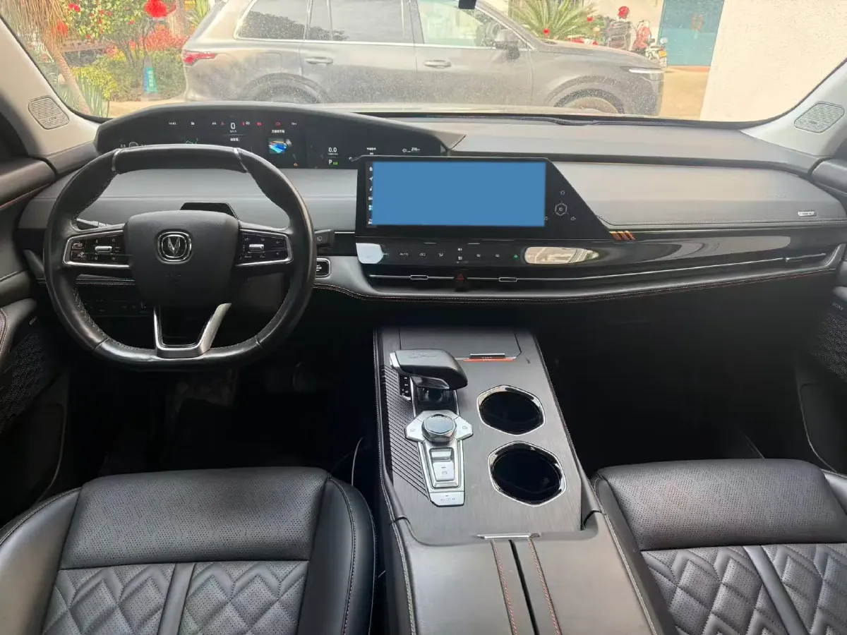 2021 ChangAn UNI-K 2.0T 233HP L4 8AT,autocango,china used car exporter,china ev exporter,chinese used car exporter,chinese used ev exporter