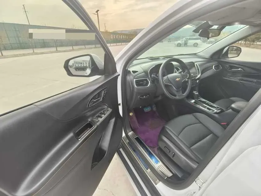 2018 Chevrolet Equinox 1.5T 180HP L4 6AT,autocango,china used car exporter,china ev exporter,chinese used car exporter,chinese used ev exporter