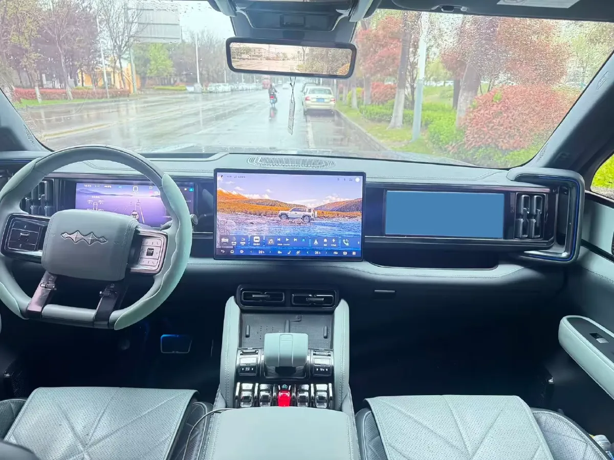 2023 Toyota Crown Kluger 2.5L 189HP L4 E-CVT Hybrid,autocango,china used car exporter,china ev exporter,chinese used car exporter,chinese used ev exporter