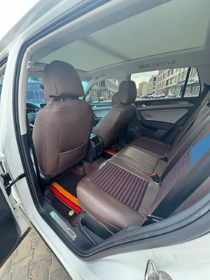 2023 Volkswagen Tayron 2.0T 186HP L4 7DCT,autocango,china used car exporter,china ev exporter,chinese used car exporter,chinese used ev exporter