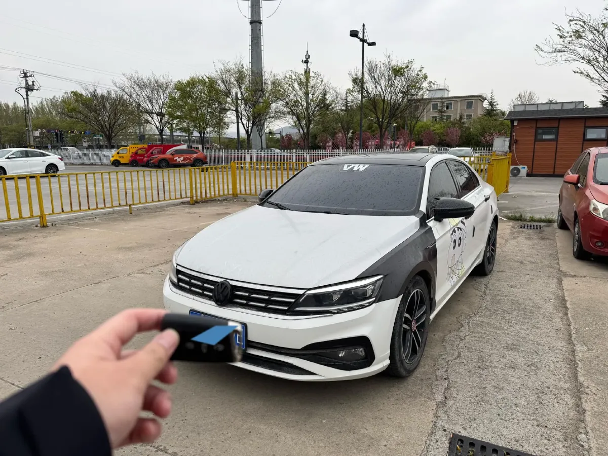 2019 Volkswagen Passat 1.4T 150HP L4 7DCT,autocango,china used car exporter,china ev exporter,chinese used car exporter,chinese used ev exporter