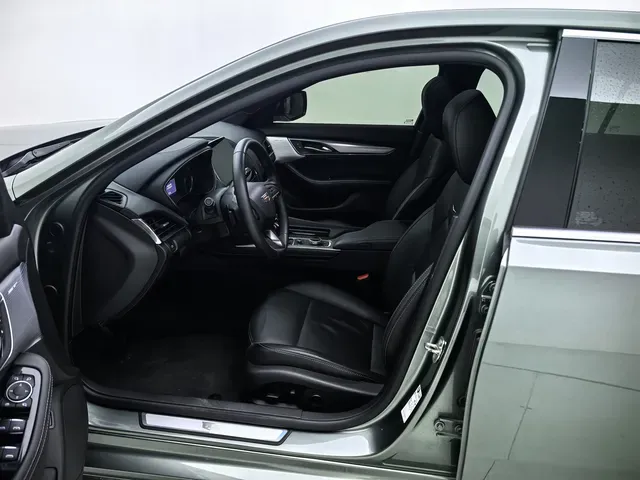 2022 Cadillac CT5 2.0T 237HP L4 10AT,autocango,china used car exporter,china ev exporter,chinese used car exporter,chinese used ev exporter