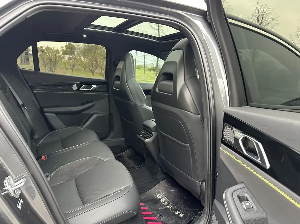 2025 LYNK&CO 03 2.0T 254HP L4 7DCT,autocango,china used car exporter,china ev exporter,chinese used car exporter,chinese used ev exporter