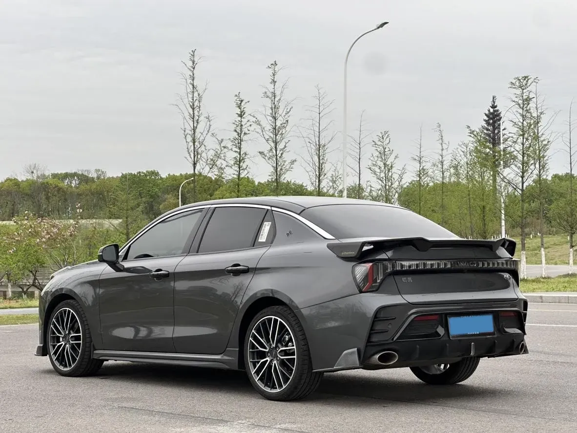 2025 LYNK&CO 03 2.0T 254HP L4 7DCT,autocango,china used car exporter,china ev exporter,chinese used car exporter,chinese used ev exporter