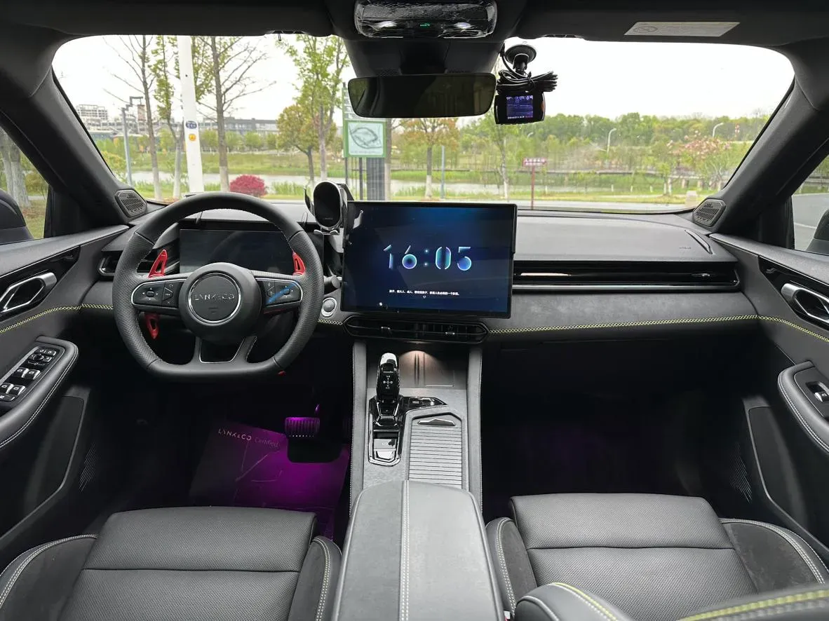 2025 LYNK&CO 03 2.0T 254HP L4 7DCT,autocango,china used car exporter,china ev exporter,chinese used car exporter,chinese used ev exporter