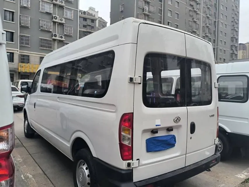 2020 MAXUS XinTu V80 2.5T 136HP L4 6MT,autocango,china used car exporter,china ev exporter,chinese used car exporter,chinese used ev exporter