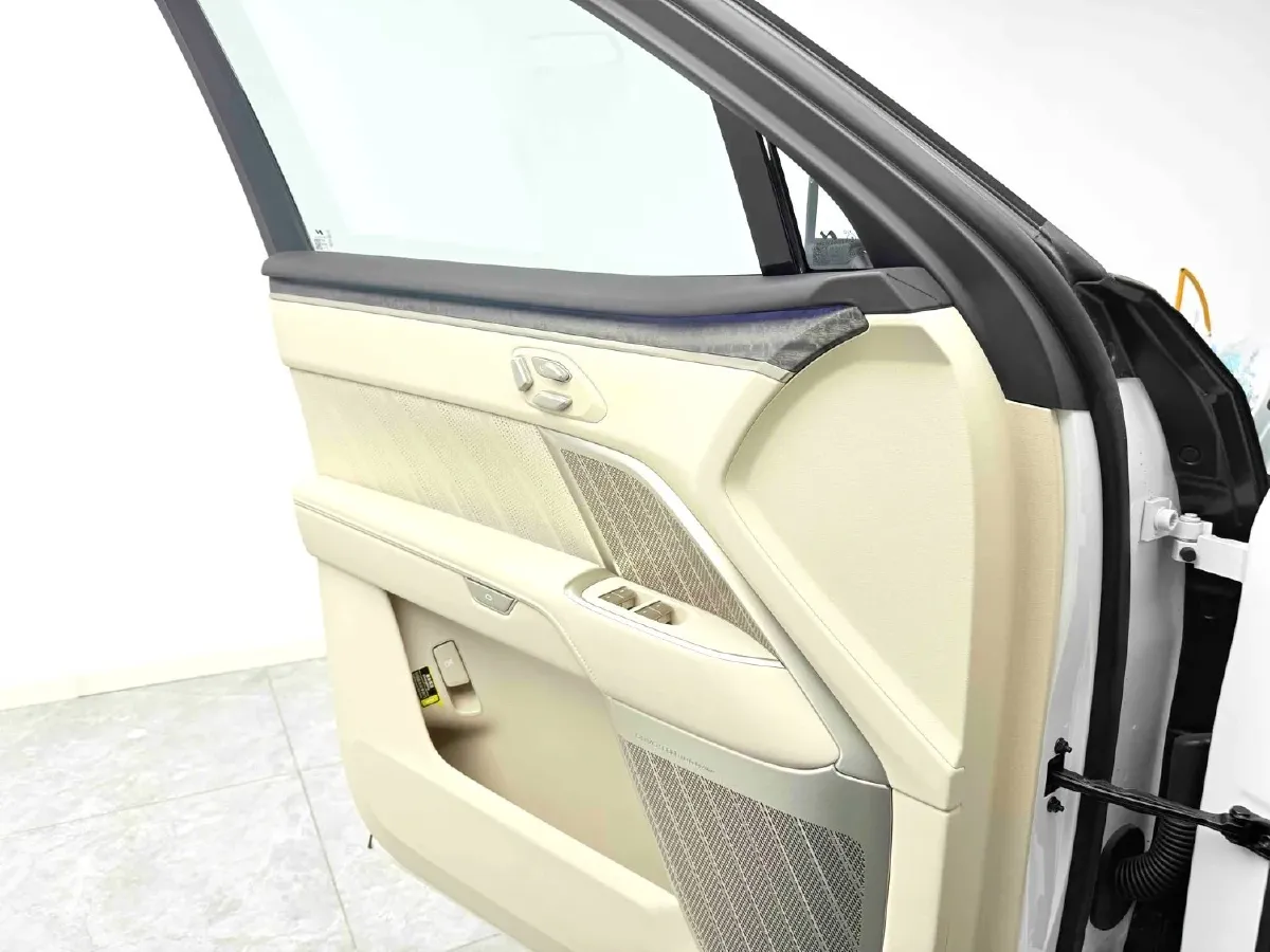 2025 ONVO L90 BEV,autocango,china used car exporter,china ev exporter,chinese used car exporter,chinese used ev exporter