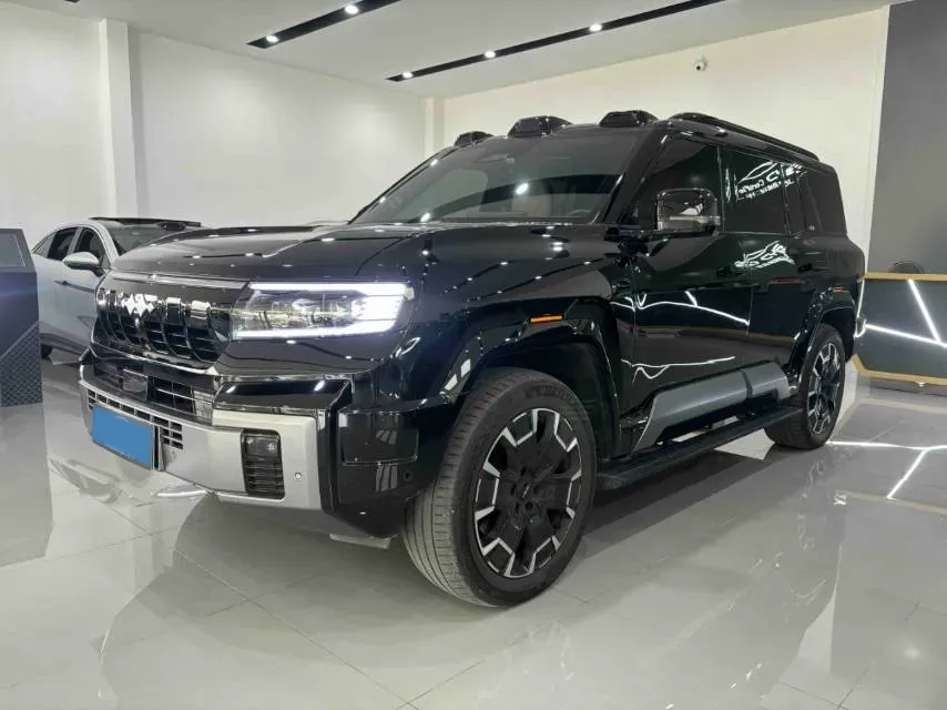 2025 FangChengBao Bao 8 2.0T 245HP L4 E-CVT PHEV 36.8KWH,autocango,china used car exporter,china ev exporter,chinese used car exporter,chinese used ev exporter