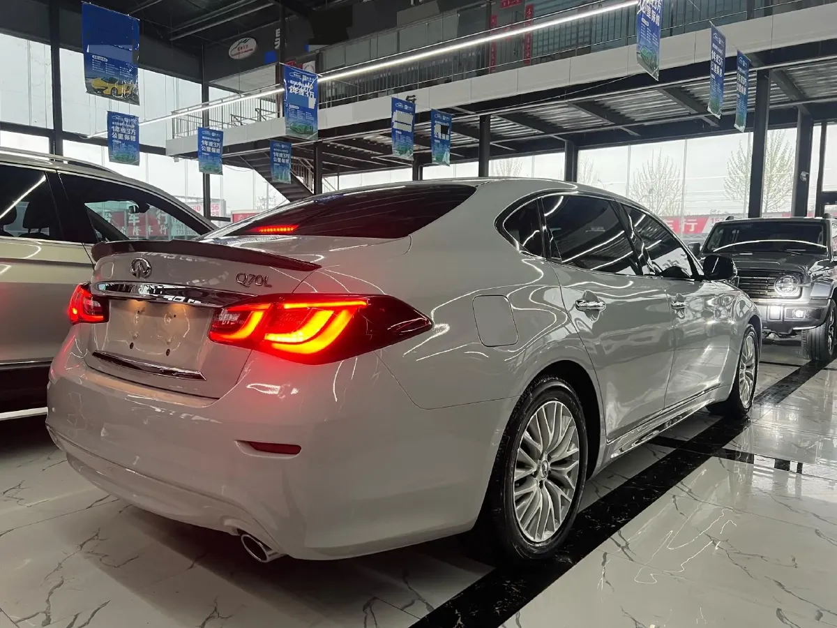 2017 Volkswagen Alltrack 2.0T 220HP L4 7DCT,autocango,china used car exporter,china ev exporter,chinese used car exporter,chinese used ev exporter