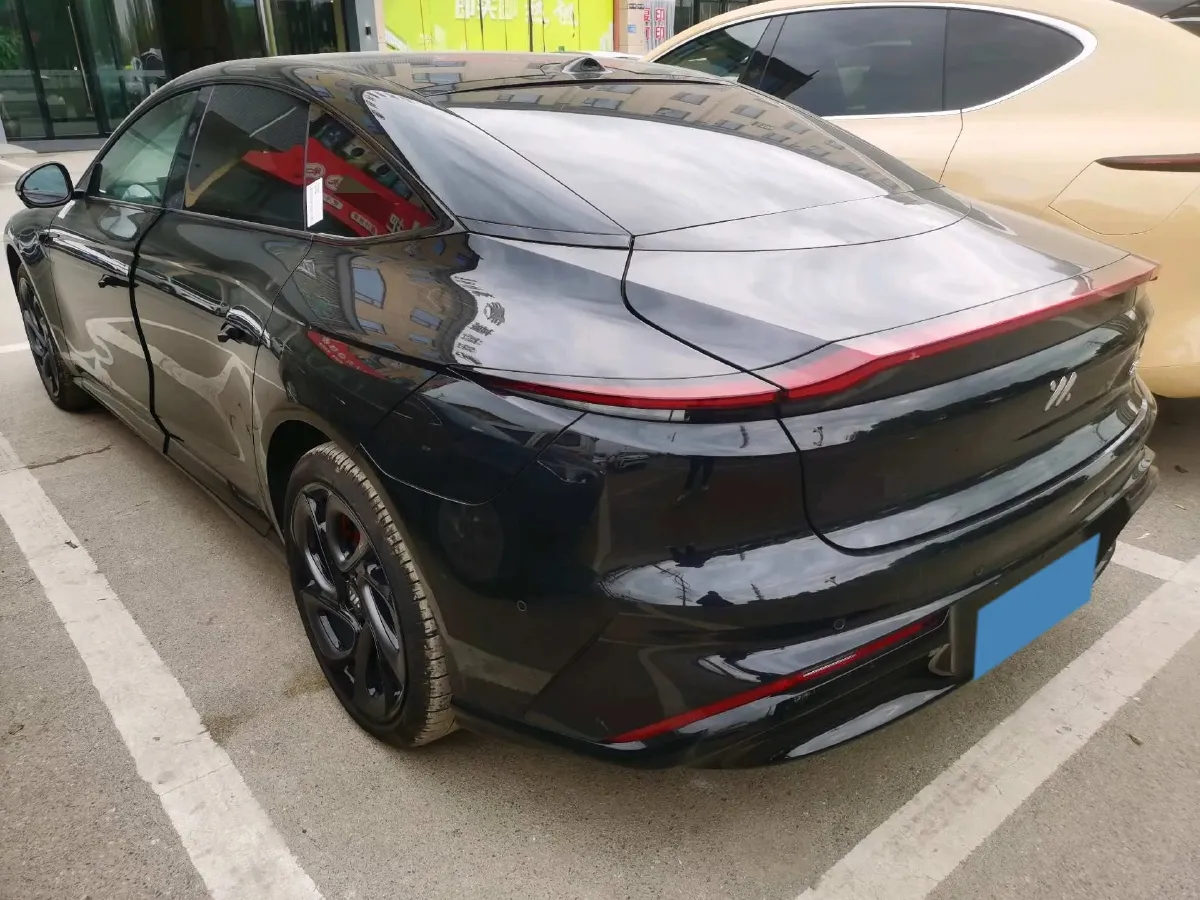 2024 IM L7 BEV 90KWH,autocango,china used car exporter,china ev exporter,chinese used car exporter,chinese used ev exporter