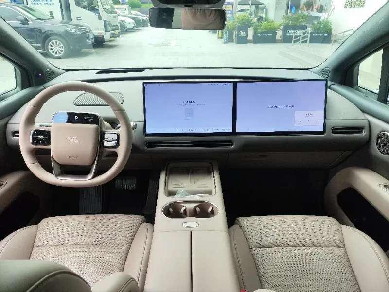 2025 Li i6 BEV,autocango,china used car exporter,china ev exporter,chinese used car exporter,chinese used ev exporter