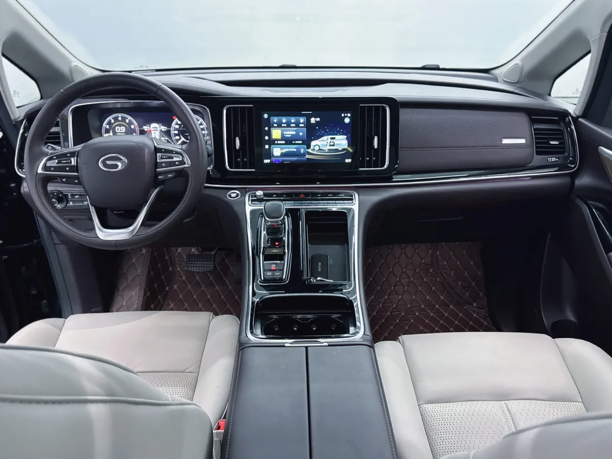 2021 GAC Trumpchi M8 2.0T 252HP L4 8AT,autocango,china used car exporter,china ev exporter,chinese used car exporter,chinese used ev exporter