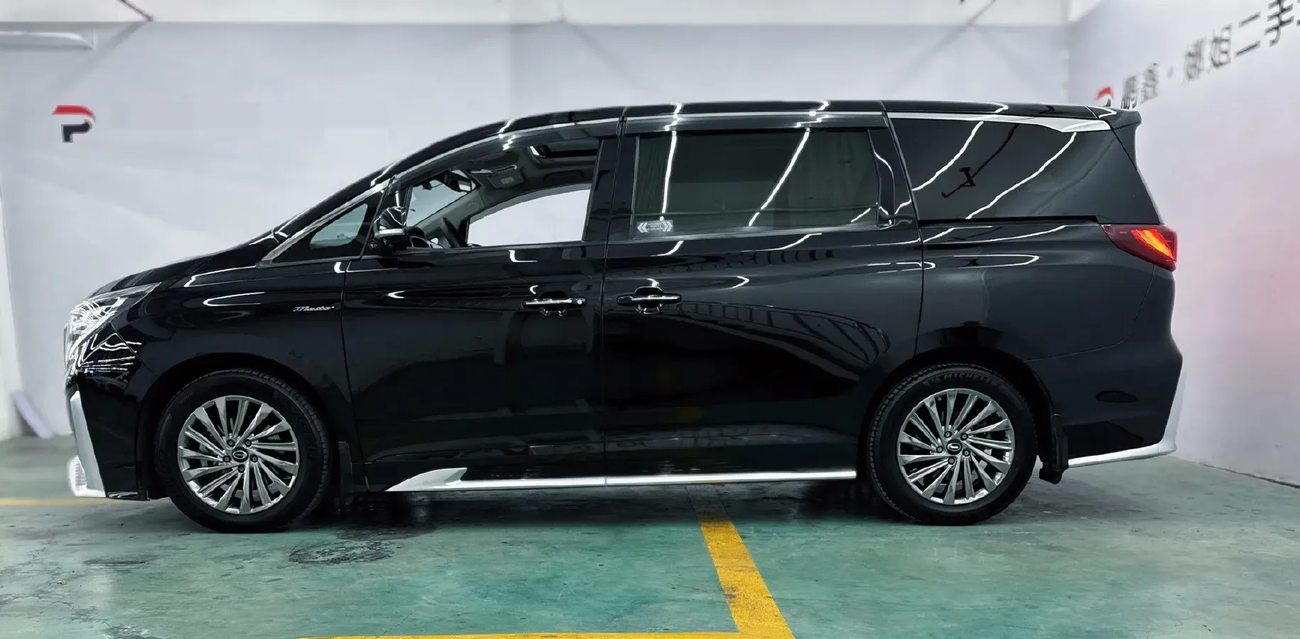 2021 GAC Trumpchi M8 2.0T 252HP L4 8AT,autocango,china used car exporter,china ev exporter,chinese used car exporter,chinese used ev exporter