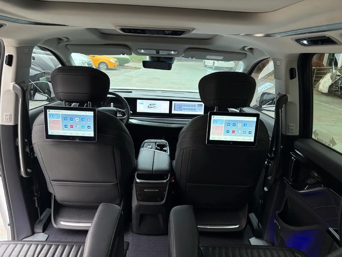 2022 MAXUS G90 2.0T 234HP L4 8AT,autocango,china used car exporter,china ev exporter,chinese used car exporter,chinese used ev exporter