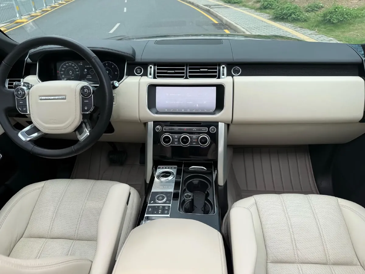 2017 Land Rover Range Rover 3.0T 340HP V6 8AT,autocango,china used car exporter,china ev exporter,chinese used car exporter,chinese used ev exporter