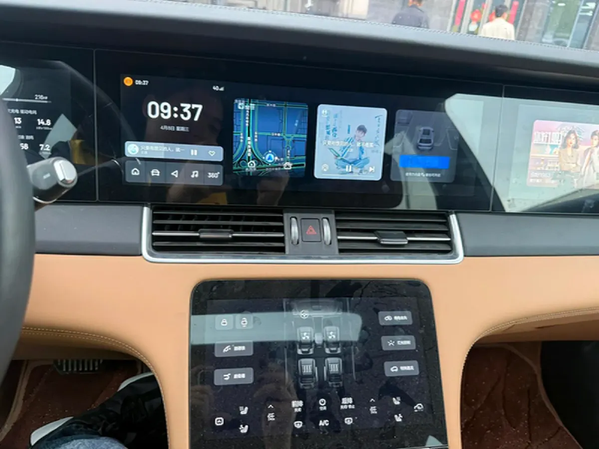 2021 Li ONE Range Extended 131HP REEV 40.5KWH,autocango,china used car exporter,china ev exporter,chinese used car exporter,chinese used ev exporter