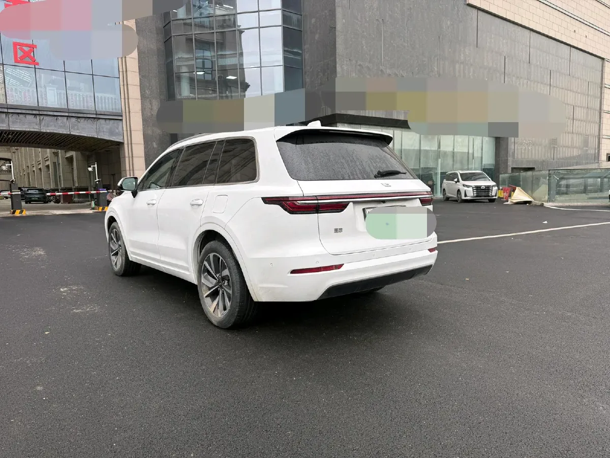 2021 Li ONE Range Extended 131HP REEV 40.5KWH,autocango,china used car exporter,china ev exporter,chinese used car exporter,chinese used ev exporter