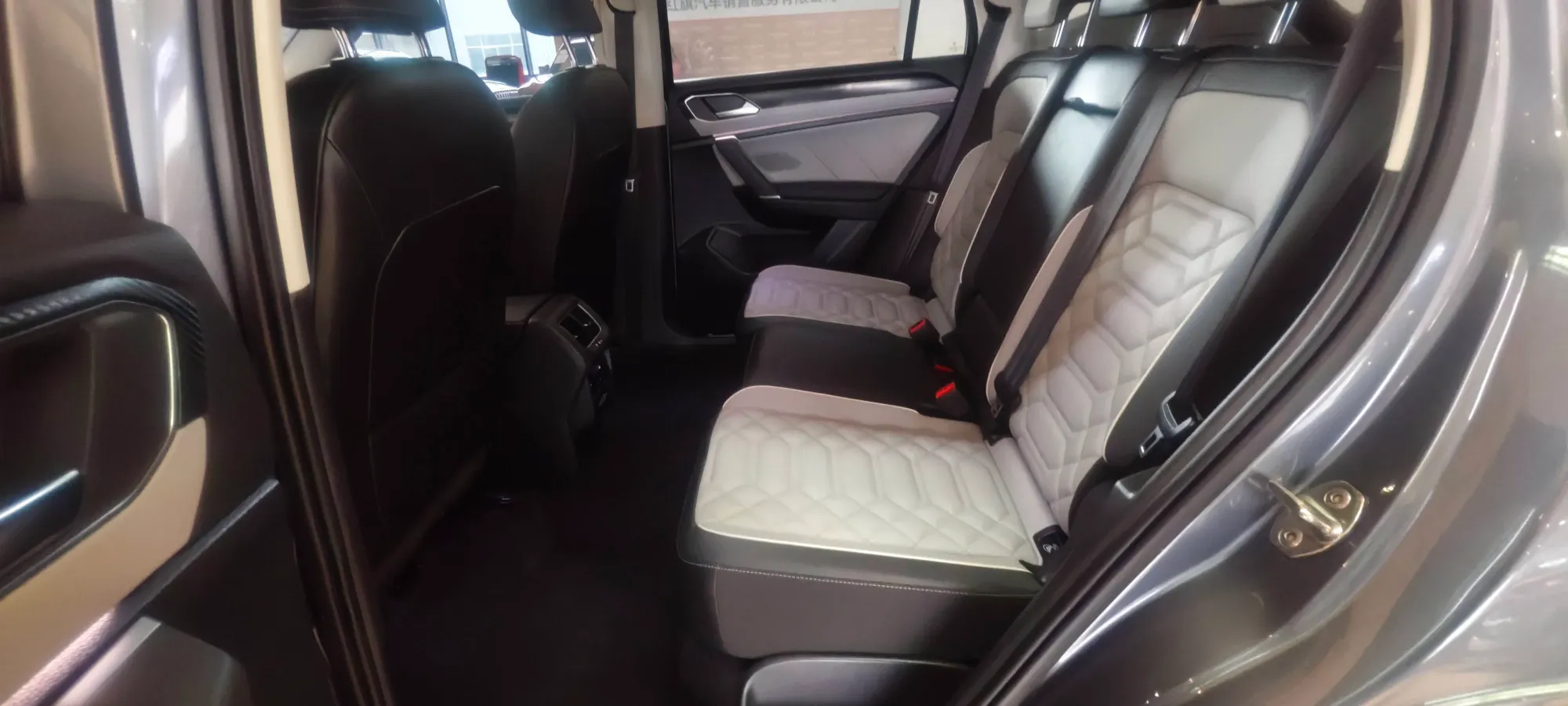 2023 Volkswagen Tayron 1.5T 160HP L4 7DCT,autocango,china used car exporter,china ev exporter,chinese used car exporter,chinese used ev exporter