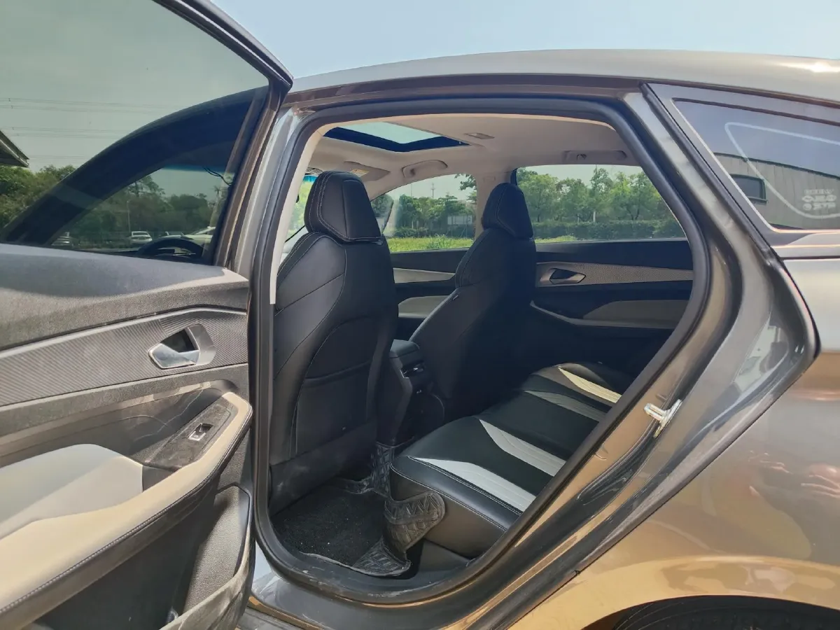 2024 Geely Binray 1.5T 181HP L4 7DCT,autocango,china used car exporter,china ev exporter,chinese used car exporter,chinese used ev exporter