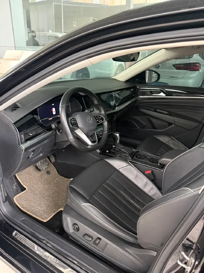 2023 Volkswagen Passat 2.0T 186HP L4 7DCT,autocango,china used car exporter,china ev exporter,chinese used car exporter,chinese used ev exporter