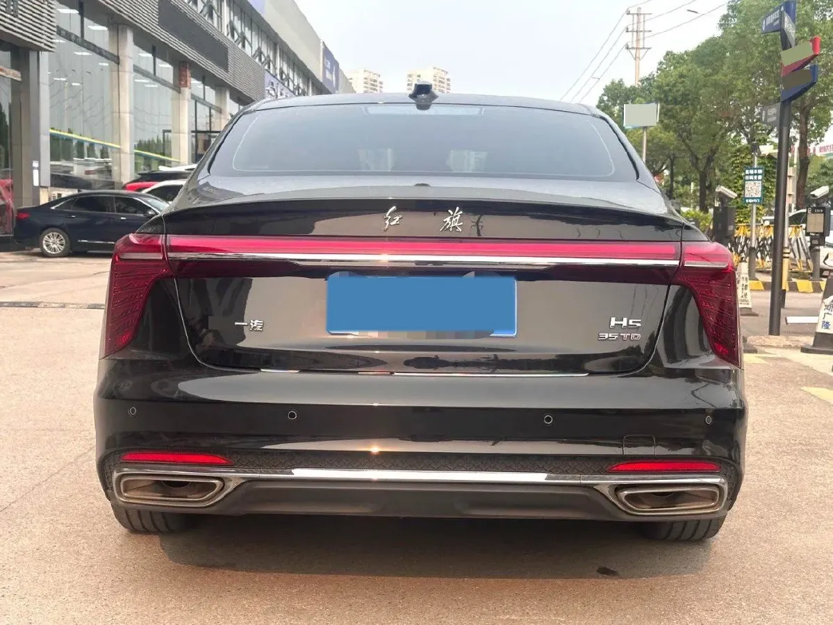 2024 HongQi H5 1.5T 169HP L4 7DCT,autocango,china used car exporter,china ev exporter,chinese used car exporter,chinese used ev exporter