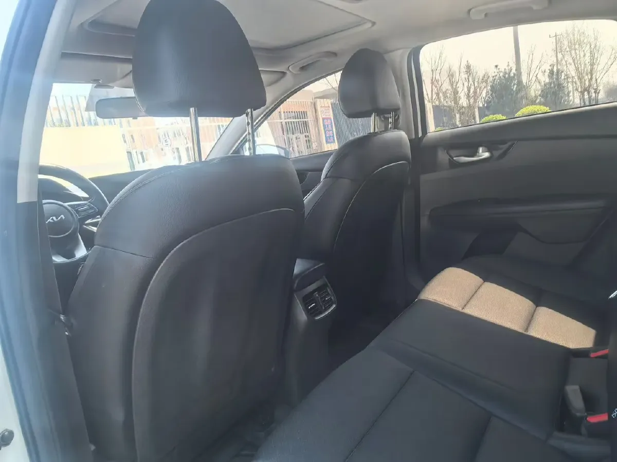 2021 Kia K3 1.5L 115HP L4 CVT,autocango,china used car exporter,china ev exporter,chinese used car exporter,chinese used ev exporter