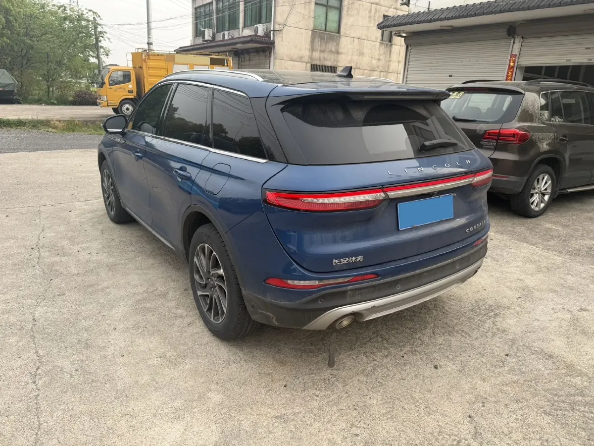 2021 Lincoln Corsair 2.0T 245HP L4 8AT,autocango,china used car exporter,china ev exporter,chinese used car exporter,chinese used ev exporter
