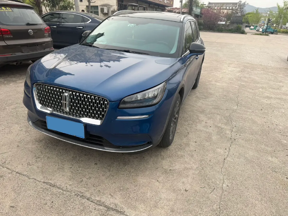 2021 Lincoln Corsair 2.0T 245HP L4 8AT,autocango,china used car exporter,china ev exporter,chinese used car exporter,chinese used ev exporter