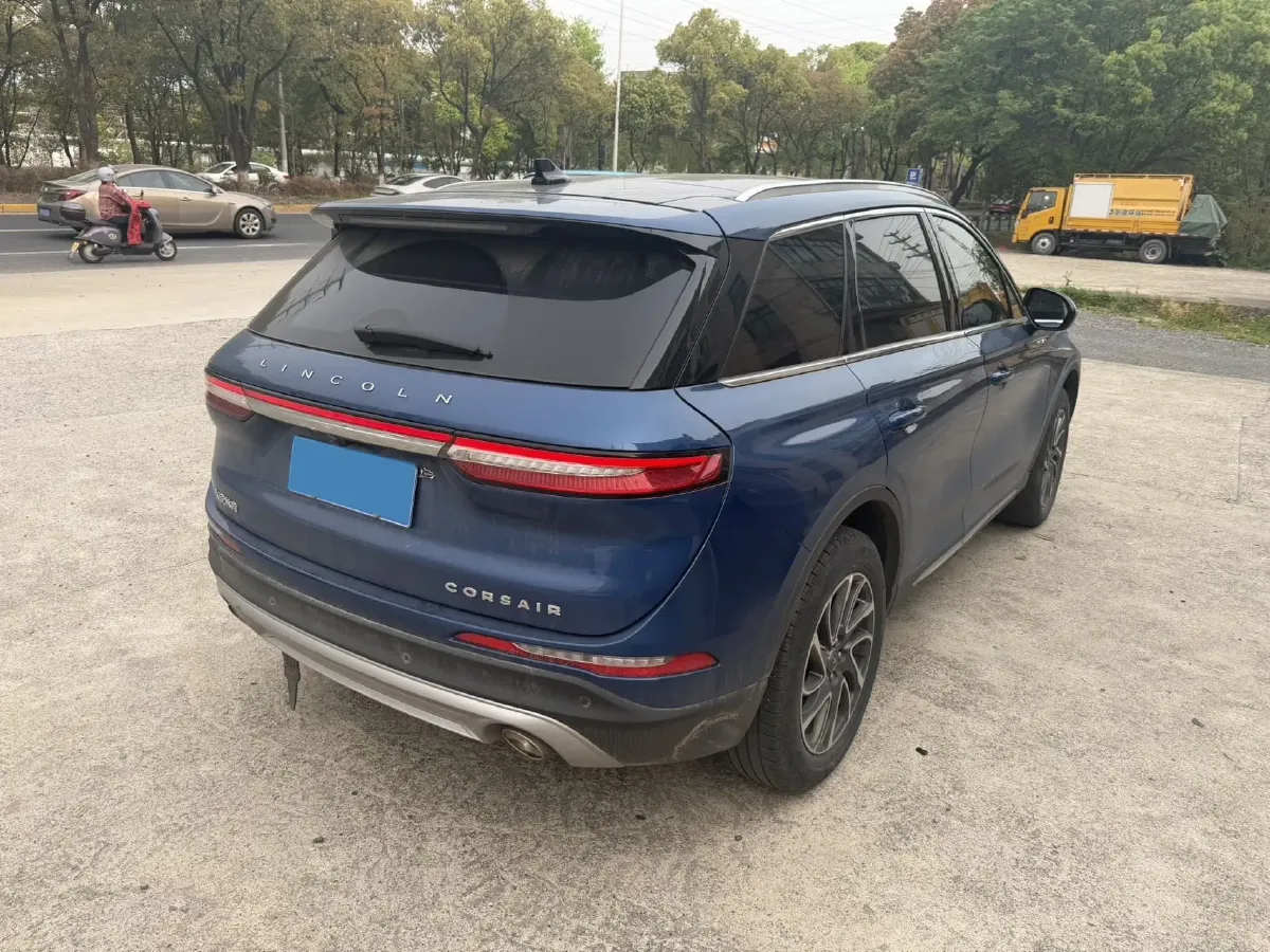 2021 Lincoln Corsair 2.0T 245HP L4 8AT,autocango,china used car exporter,china ev exporter,chinese used car exporter,chinese used ev exporter