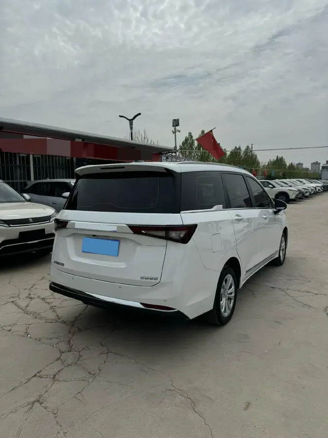 2022 WuLing JiaChen 1.5L 99HP L4 6MT,autocango,china used car exporter,china ev exporter,chinese used car exporter,chinese used ev exporter