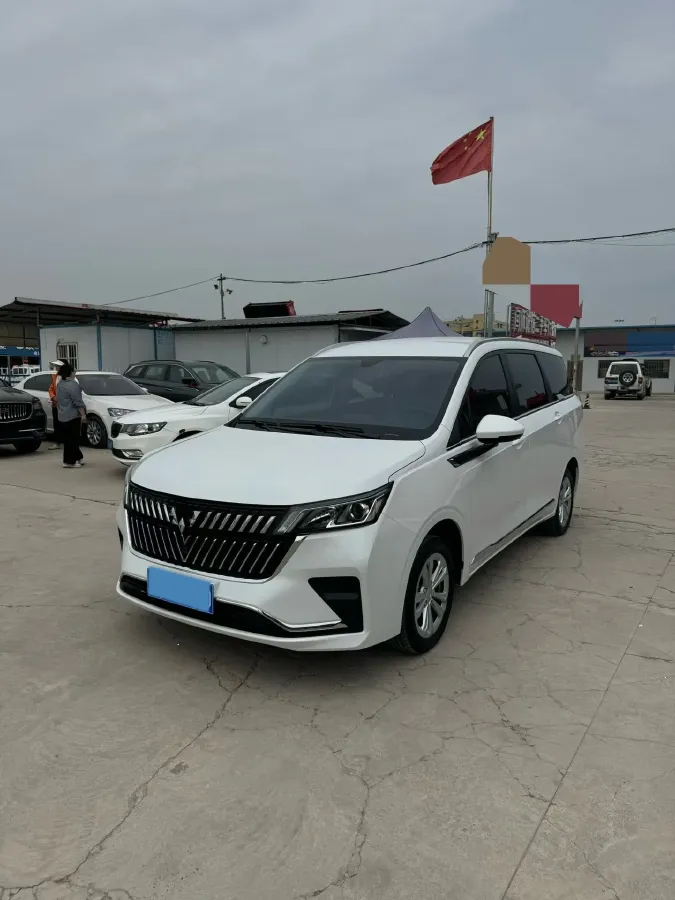 2022 WuLing JiaChen 1.5L 99HP L4 6MT,autocango,china used car exporter,china ev exporter,chinese used car exporter,chinese used ev exporter