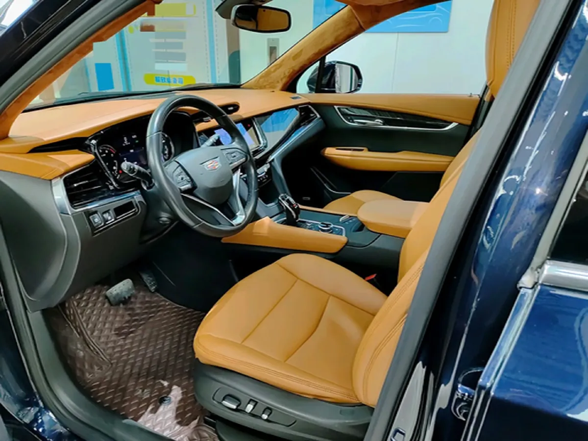 2021 Cadillac XT6 2.0T 237HP L4 9AT,autocango,china used car exporter,china ev exporter,chinese used car exporter,chinese used ev exporter