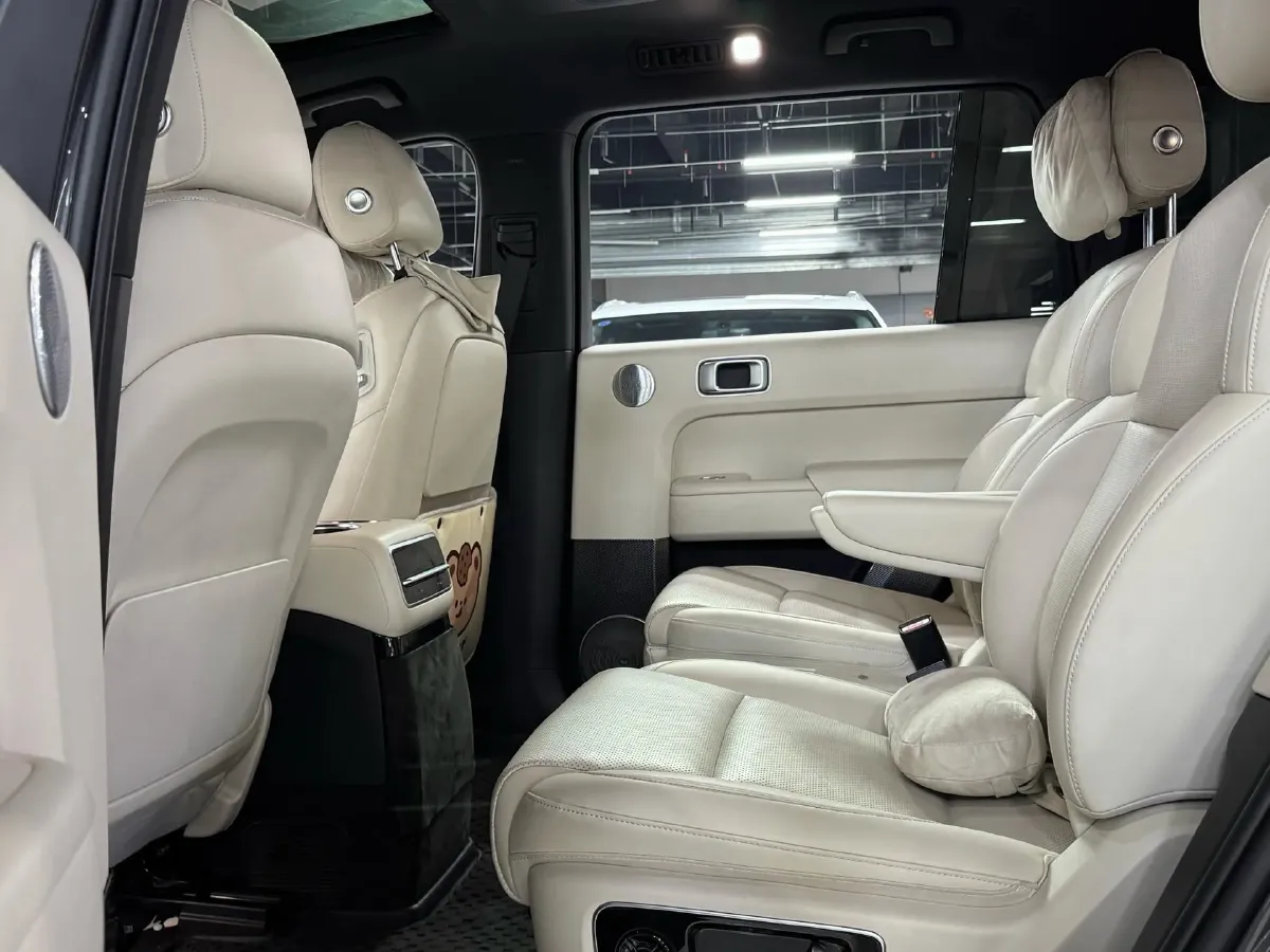 2022 Li L9 Range Extended 154HP REEV 42.6KWH,autocango,china used car exporter,china ev exporter,chinese used car exporter,chinese used ev exporter