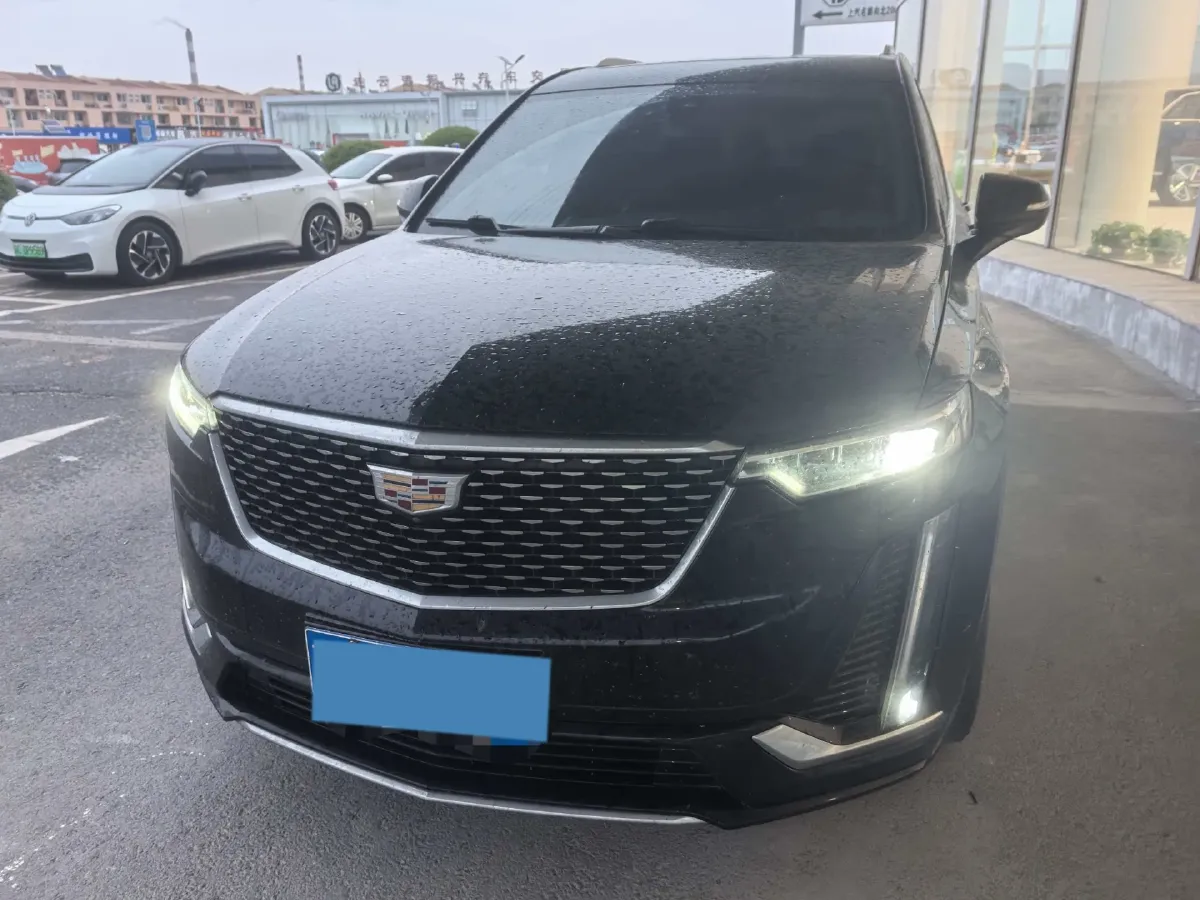 2022 Cadillac XT6 2.0T 237HP L4 9AT,autocango,china used car exporter,china ev exporter,chinese used car exporter,chinese used ev exporter