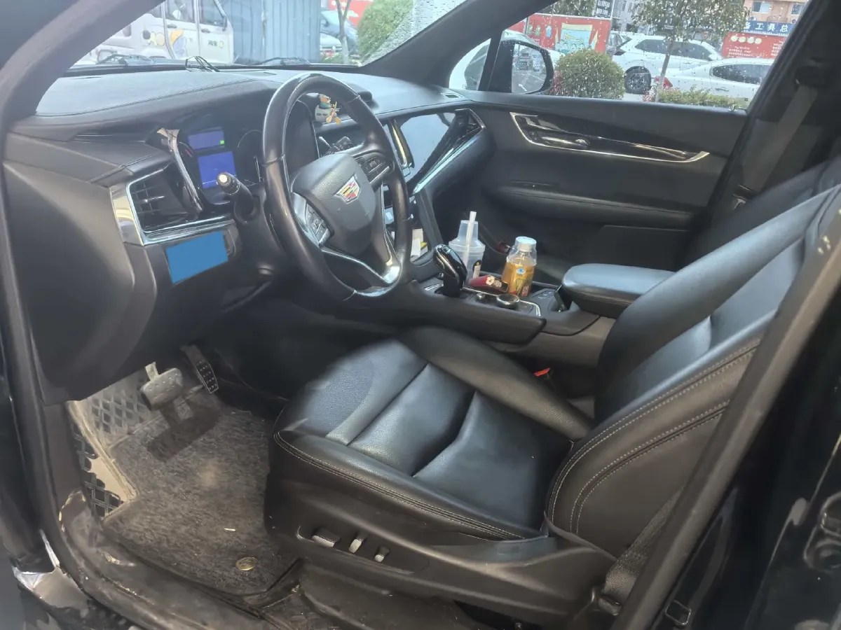 2022 Cadillac XT6 2.0T 237HP L4 9AT,autocango,china used car exporter,china ev exporter,chinese used car exporter,chinese used ev exporter