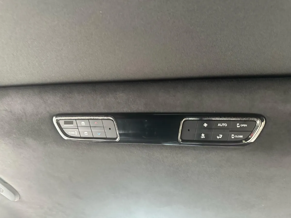 2023 GAC Trumpchi M8 2.0T 252HP L4 8AT,autocango,china used car exporter,china ev exporter,chinese used car exporter,chinese used ev exporter