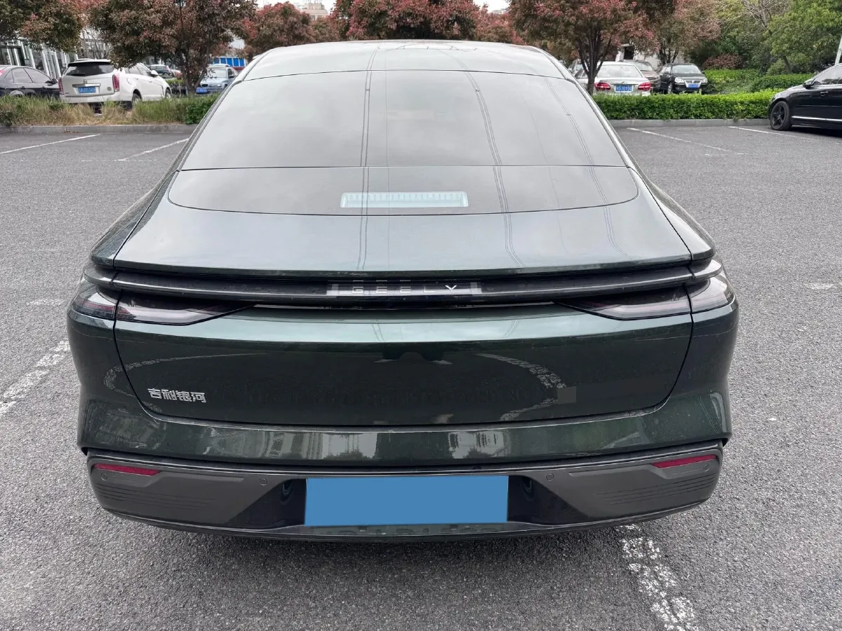 2025 Geely Galaxy Starshine 8 1.5T 163HP L4 3DHT PHEV 27.69KWH,autocango,china used car exporter,china ev exporter,chinese used car exporter,chinese used ev exporter