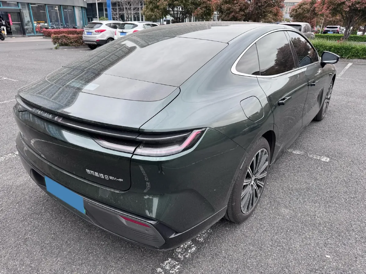 2025 Geely Galaxy Starshine 8 1.5T 163HP L4 3DHT PHEV 27.69KWH,autocango,china used car exporter,china ev exporter,chinese used car exporter,chinese used ev exporter