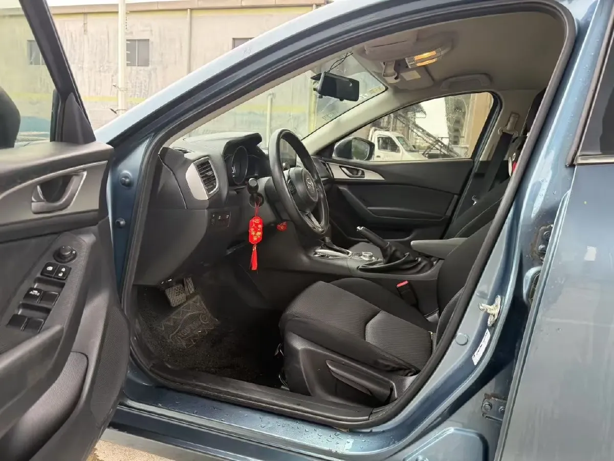 2017 Mazda 3 Axela 1.5L 117HP L4 6AT,autocango,china used car exporter,china ev exporter,chinese used car exporter,chinese used ev exporter