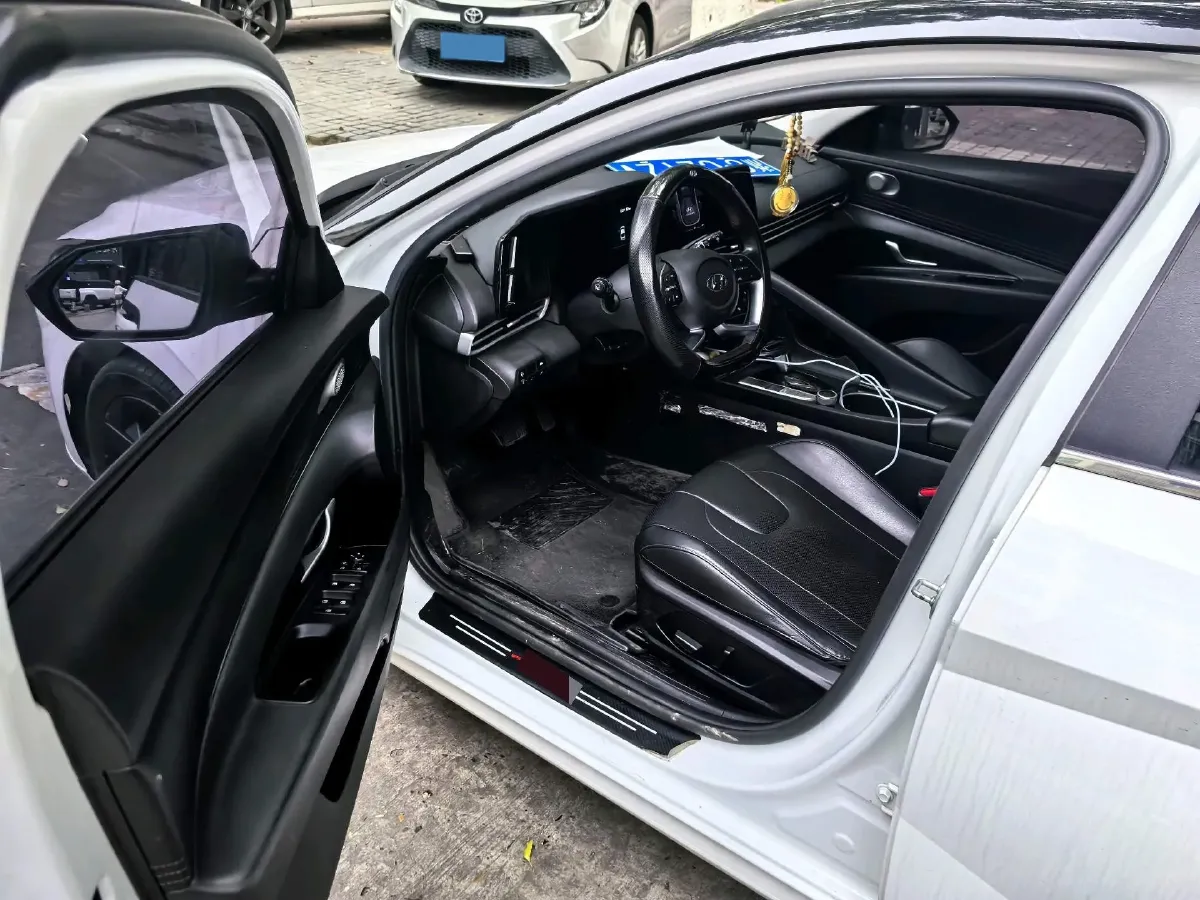 2021 Hyundai Elantra 1.5L 115HP L4 CVT,autocango,china used car exporter,china ev exporter,chinese used car exporter,chinese used ev exporter