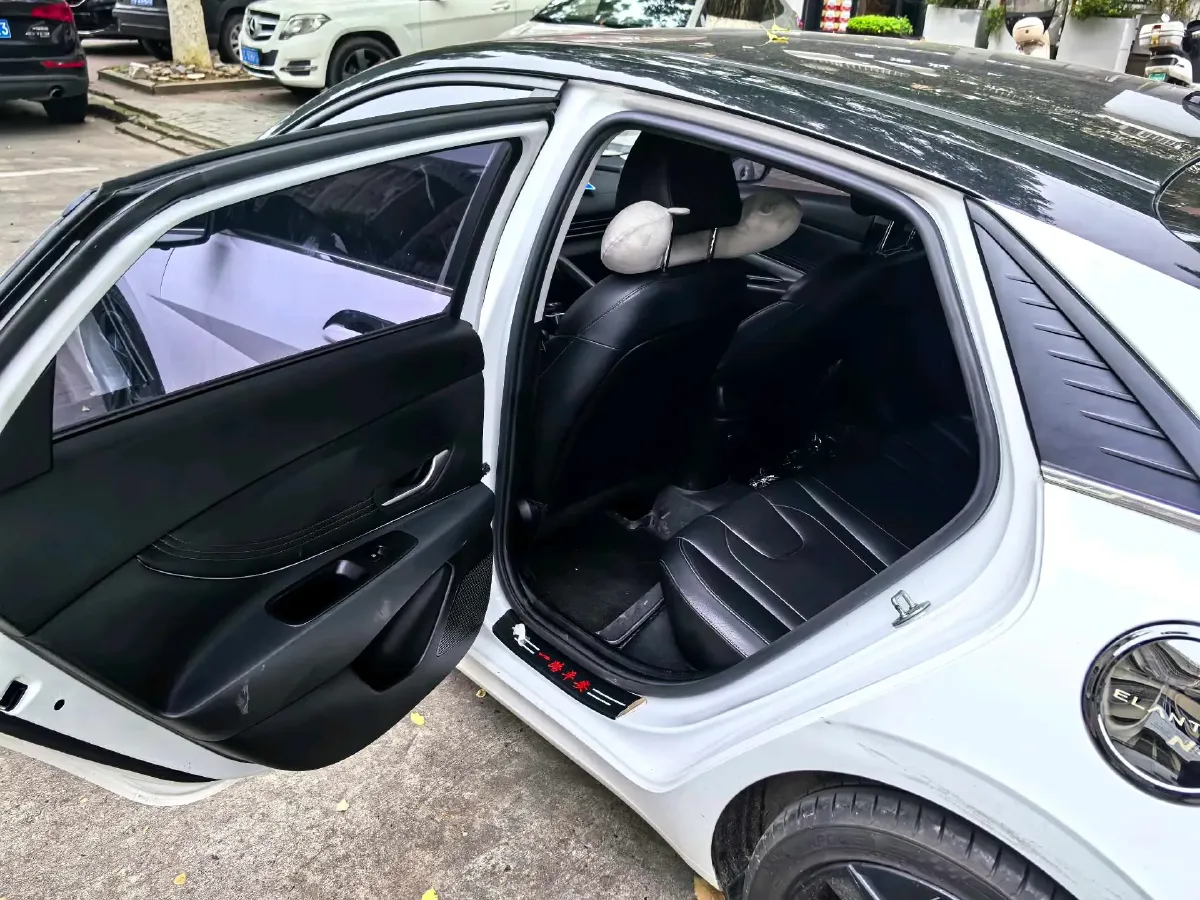 2021 Hyundai Elantra 1.5L 115HP L4 CVT,autocango,china used car exporter,china ev exporter,chinese used car exporter,chinese used ev exporter