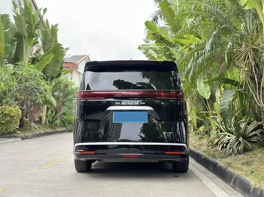 2024 Denza D9 1.5T 139HP L4 E-CVT PHEV 40KWH,autocango,china used car exporter,china ev exporter,chinese used car exporter,chinese used ev exporter