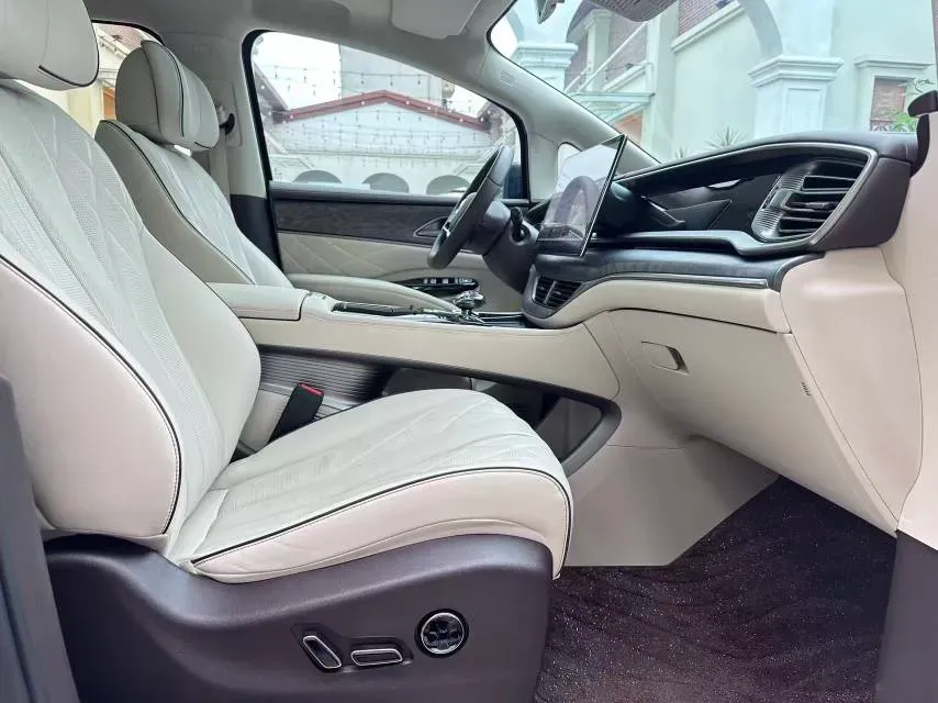 2024 Denza D9 1.5T 139HP L4 E-CVT PHEV 40KWH,autocango,china used car exporter,china ev exporter,chinese used car exporter,chinese used ev exporter