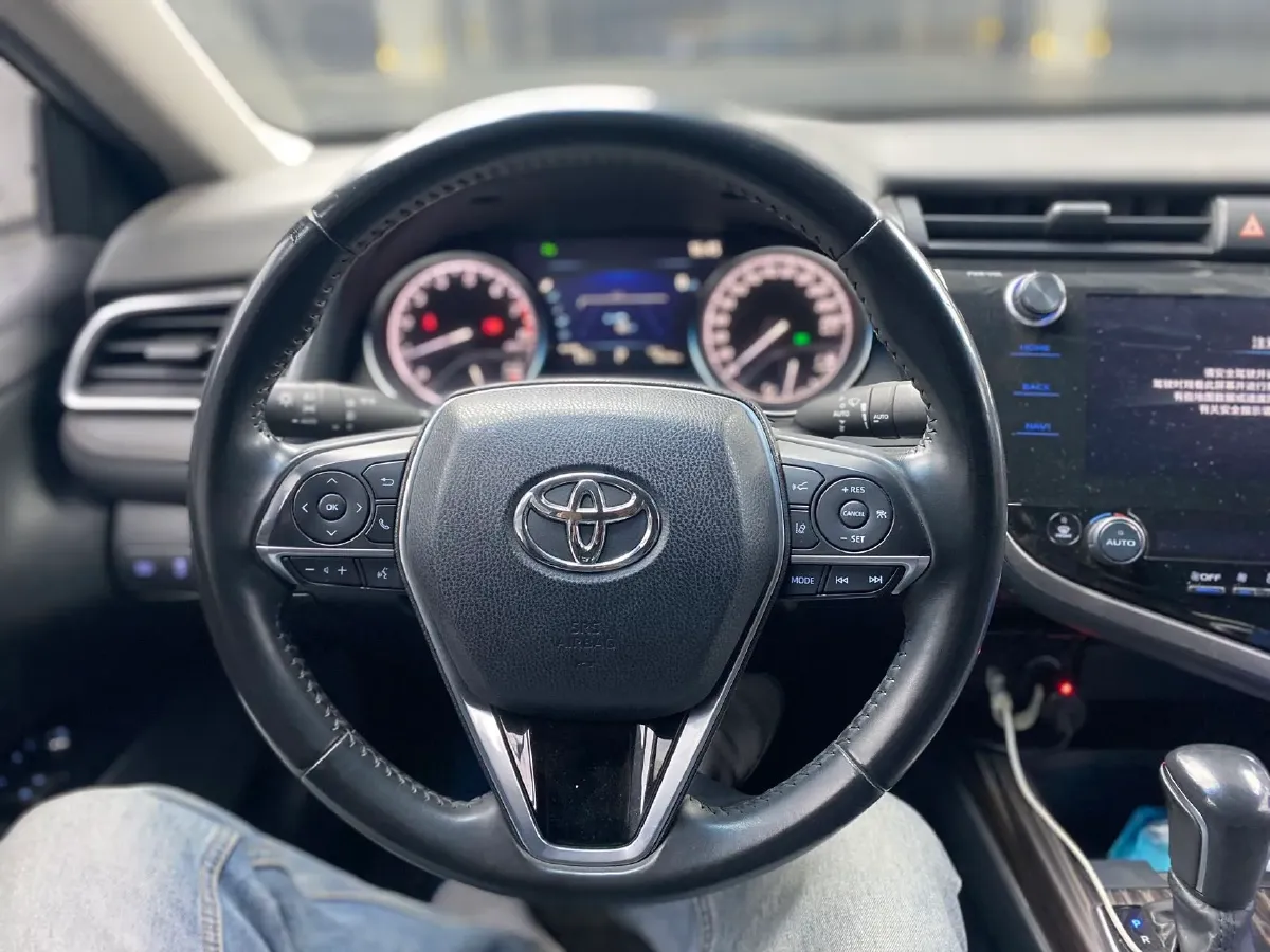 2019 Toyota Camry 2.0L 178HP L4 CVT,autocango,china used car exporter,china ev exporter,chinese used car exporter,chinese used ev exporter