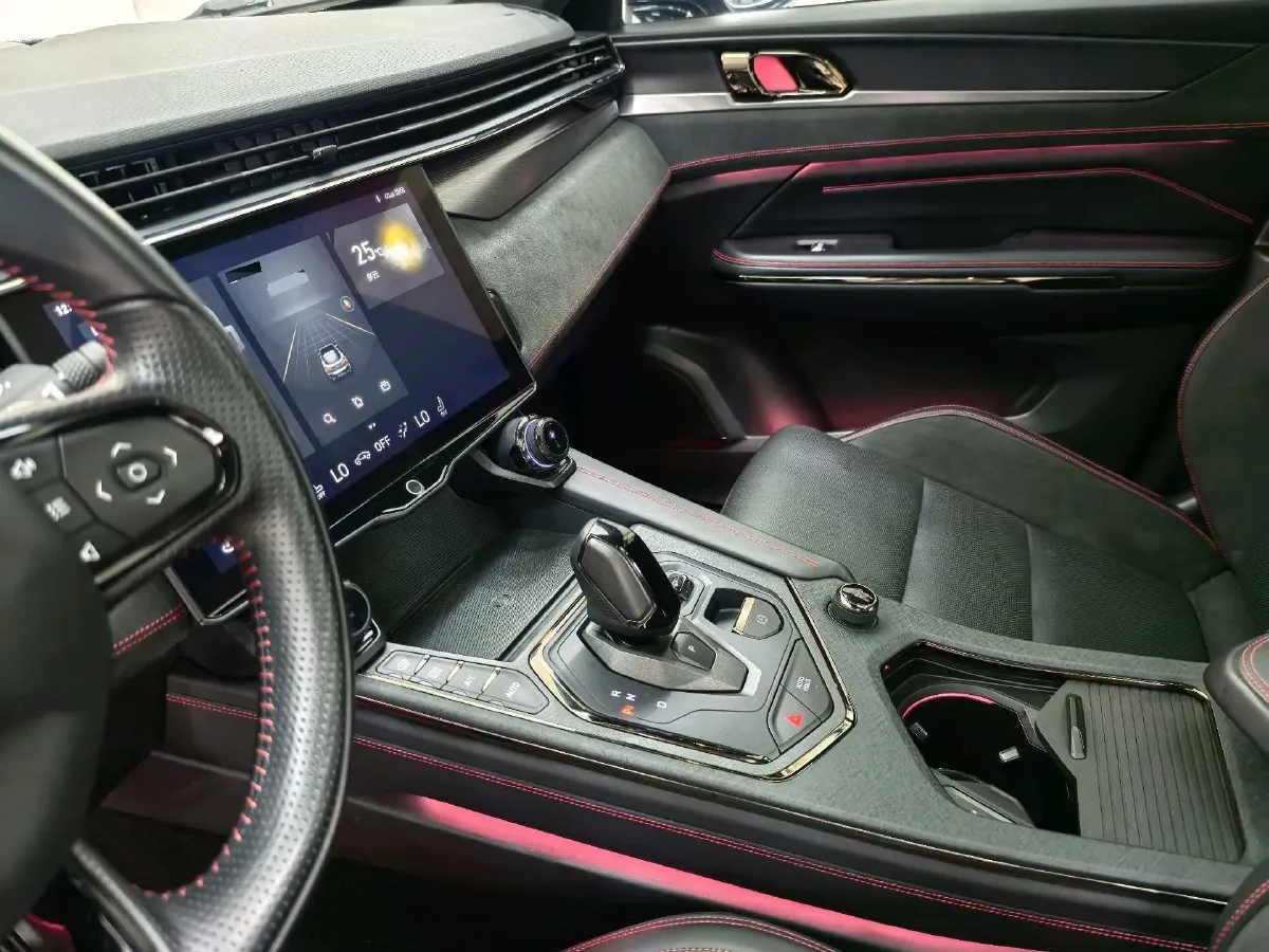 2022 LYNK&CO 05 2.0T 254HP L4 8AT,autocango,china used car exporter,china ev exporter,chinese used car exporter,chinese used ev exporter