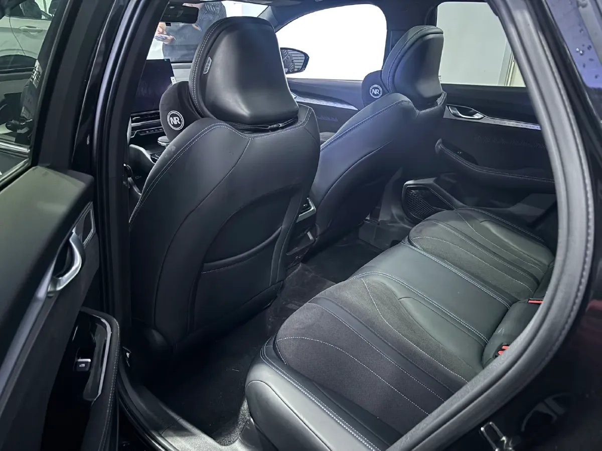 2025 Geely Preface 2.0T 238HP L4 8AT,autocango,china used car exporter,china ev exporter,chinese used car exporter,chinese used ev exporter